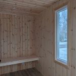 Bastustuga med litet omklädningsrum
