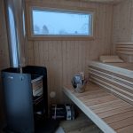 Bastustuga med litet omklädningsrum